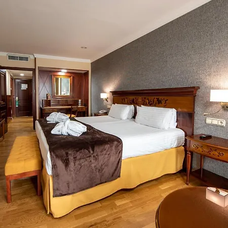 欧洲之星阿拉瓜尼酒店 酒店 圣地亚哥－德孔波斯特拉