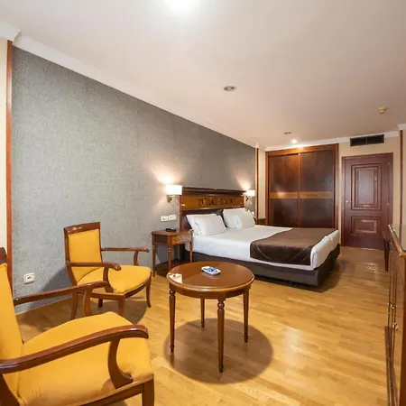 Hotell Eurostars Araguaney 5*