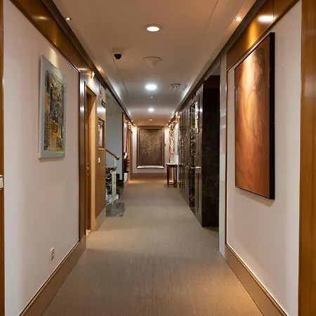 欧洲之星阿拉瓜尼酒店 5* 圣地亚哥－德孔波斯特拉