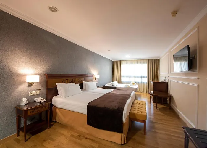 Hotell Eurostars Araguaney 5*